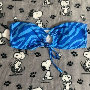 SHEIN Blue Zebra Pattern Bikini Top Size S BIKINI TOP ONLY 💙💙💙